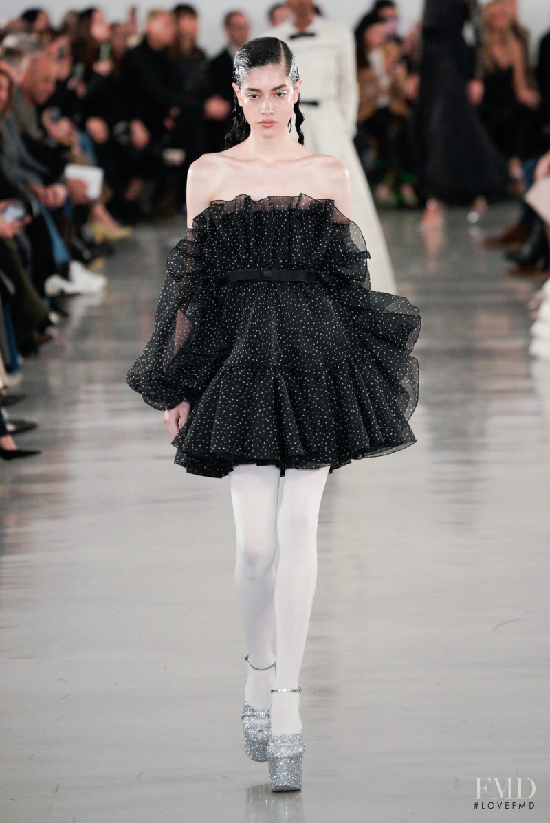 Giambattista Valli fashion show for Autumn/Winter 2022