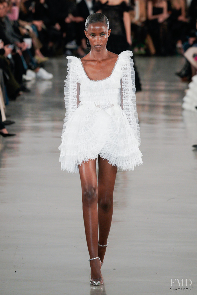 Giambattista Valli fashion show for Autumn/Winter 2022