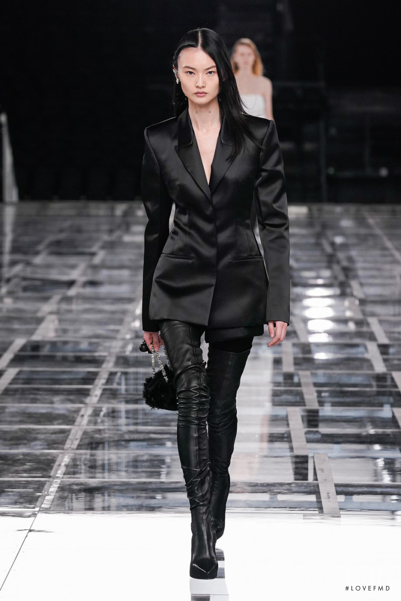 Givenchy fashion show for Autumn/Winter 2022