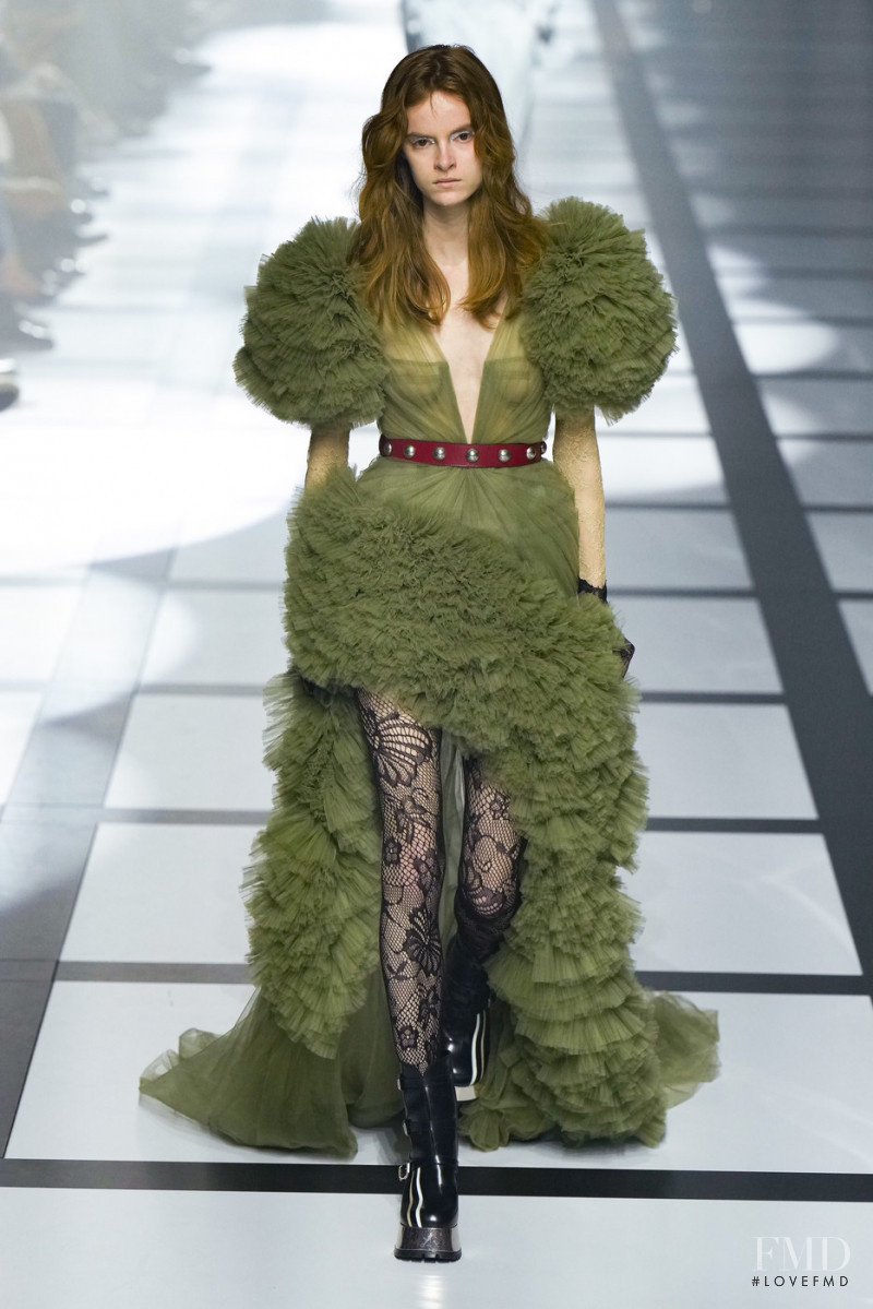 Pleun Keijsers featured in  the Gucci fashion show for Autumn/Winter 2022