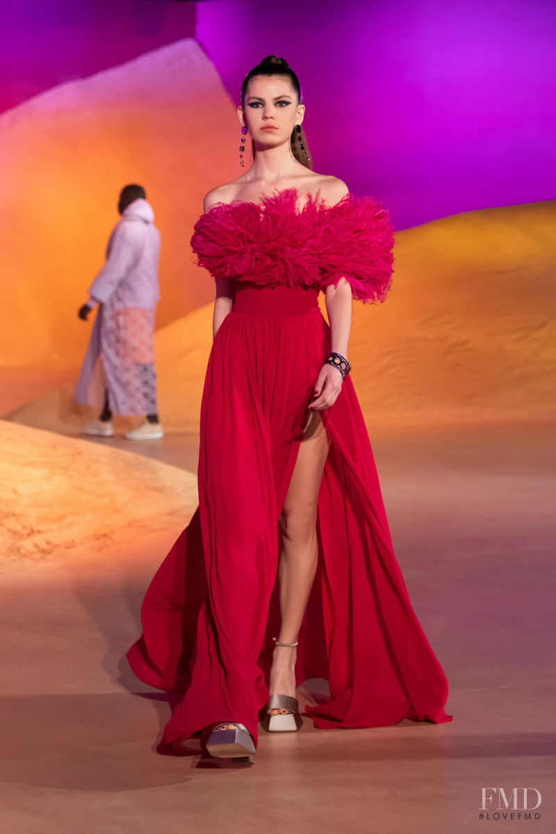 Georges Hobeika fashion show for Autumn/Winter 2022