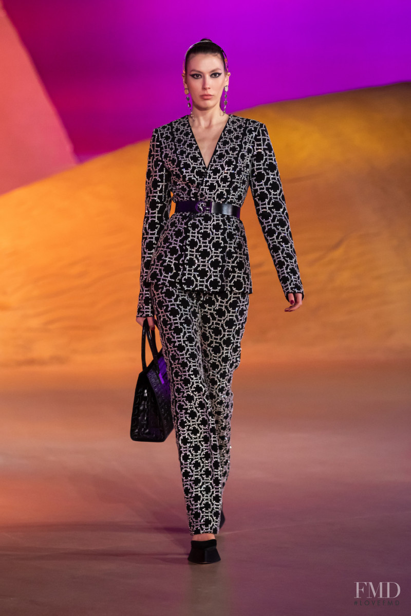 Georges Hobeika fashion show for Autumn/Winter 2022