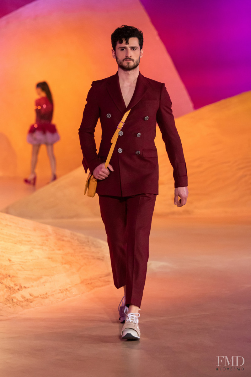 Georges Hobeika fashion show for Autumn/Winter 2022