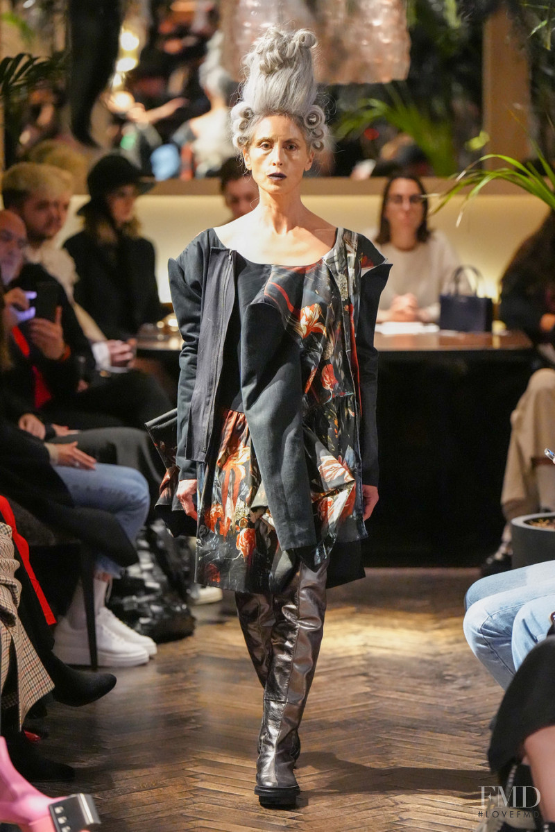 Ia London fashion show for Autumn/Winter 2022