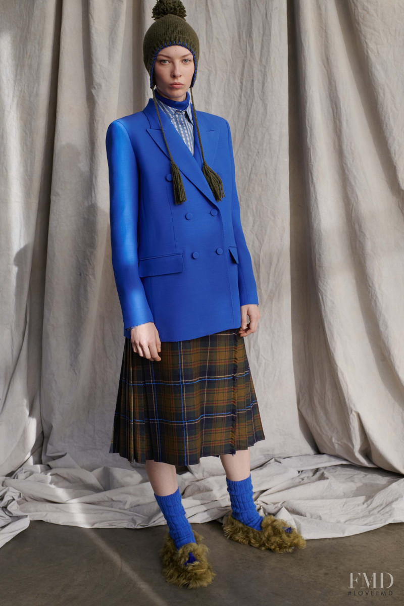 Lafayette 148 New York lookbook for Autumn/Winter 2022