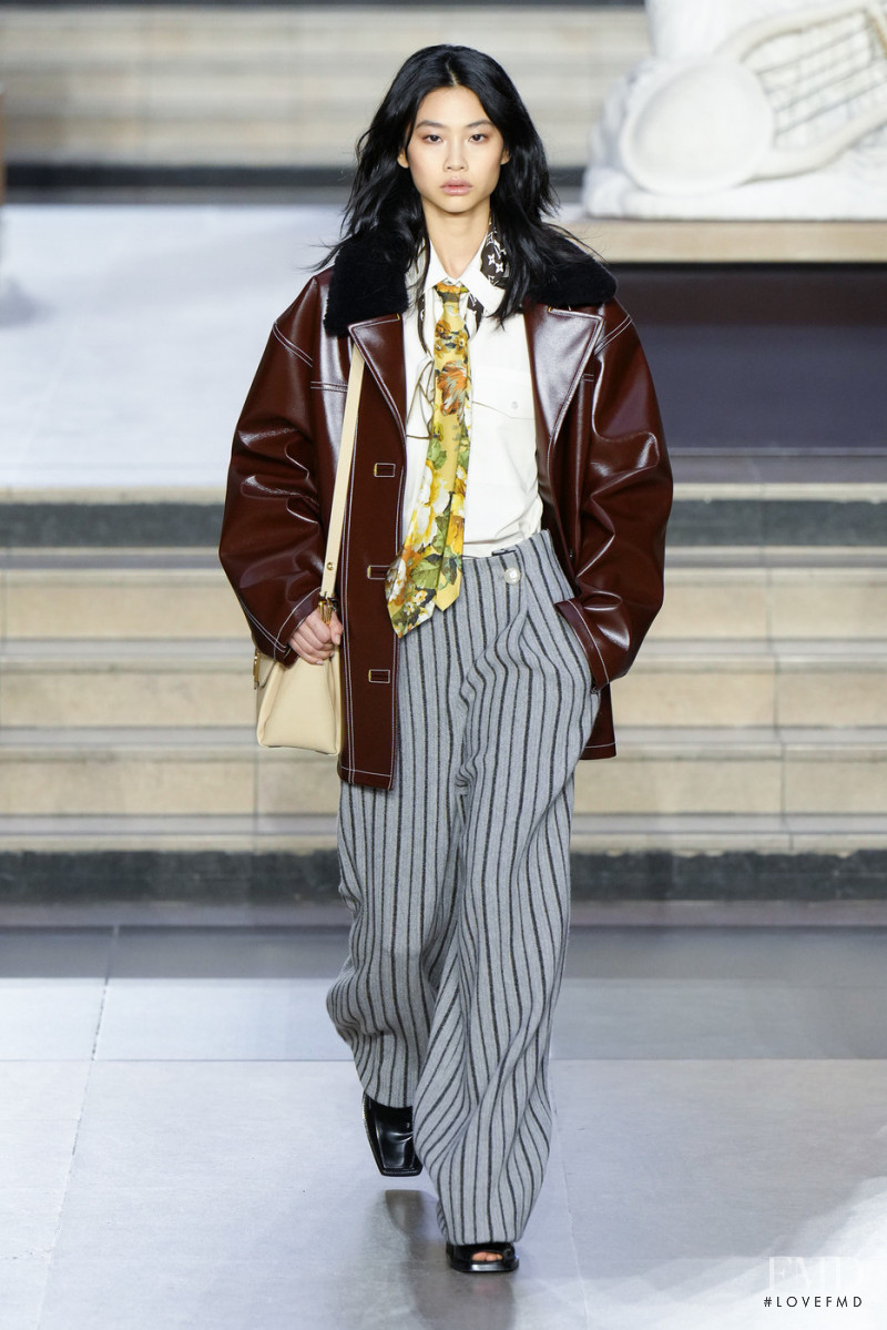 HoYeon Jung featured in  the Louis Vuitton fashion show for Autumn/Winter 2022