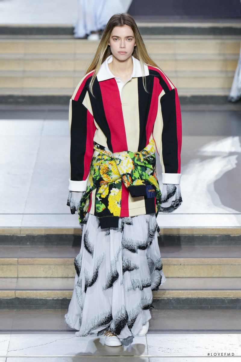 Masha Skokova featured in  the Louis Vuitton fashion show for Autumn/Winter 2022