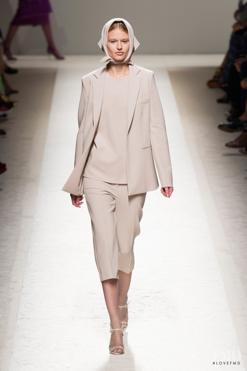 Bara Holotova featured in  the Max Mara fashion show for Spring/Summer 2014