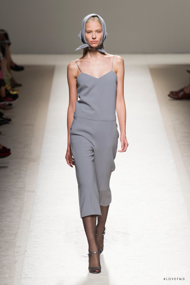 Sasha Luss featured in  the Max Mara fashion show for Spring/Summer 2014