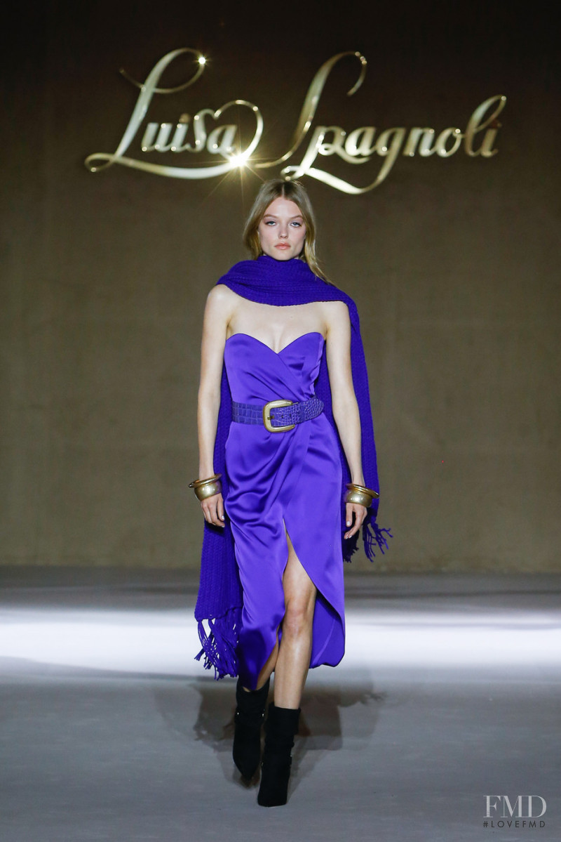 Luisa Spagnoli fashion show for Autumn/Winter 2022