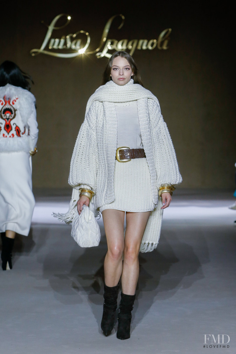 Luisa Spagnoli fashion show for Autumn/Winter 2022