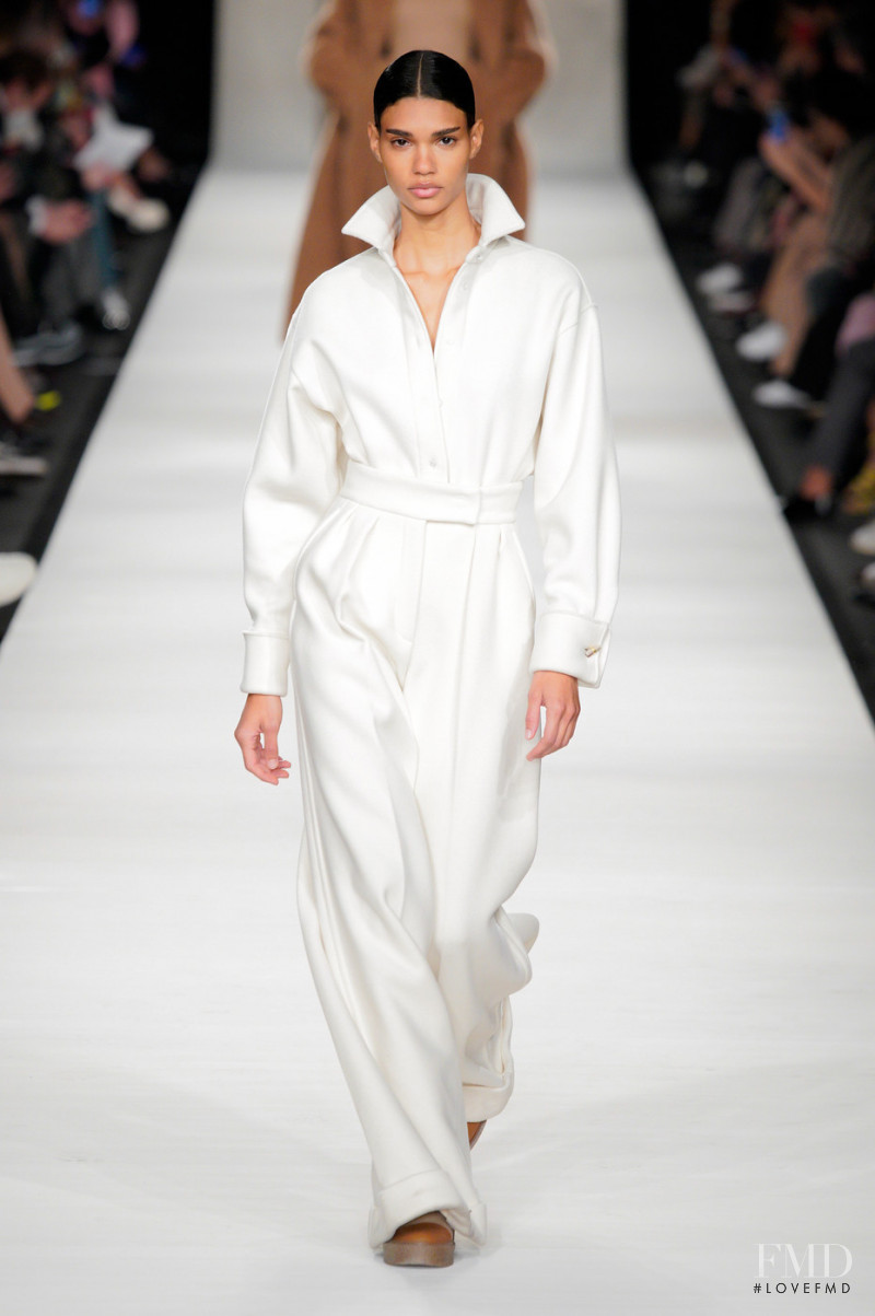 Barbara Valente featured in  the Max Mara fashion show for Autumn/Winter 2022