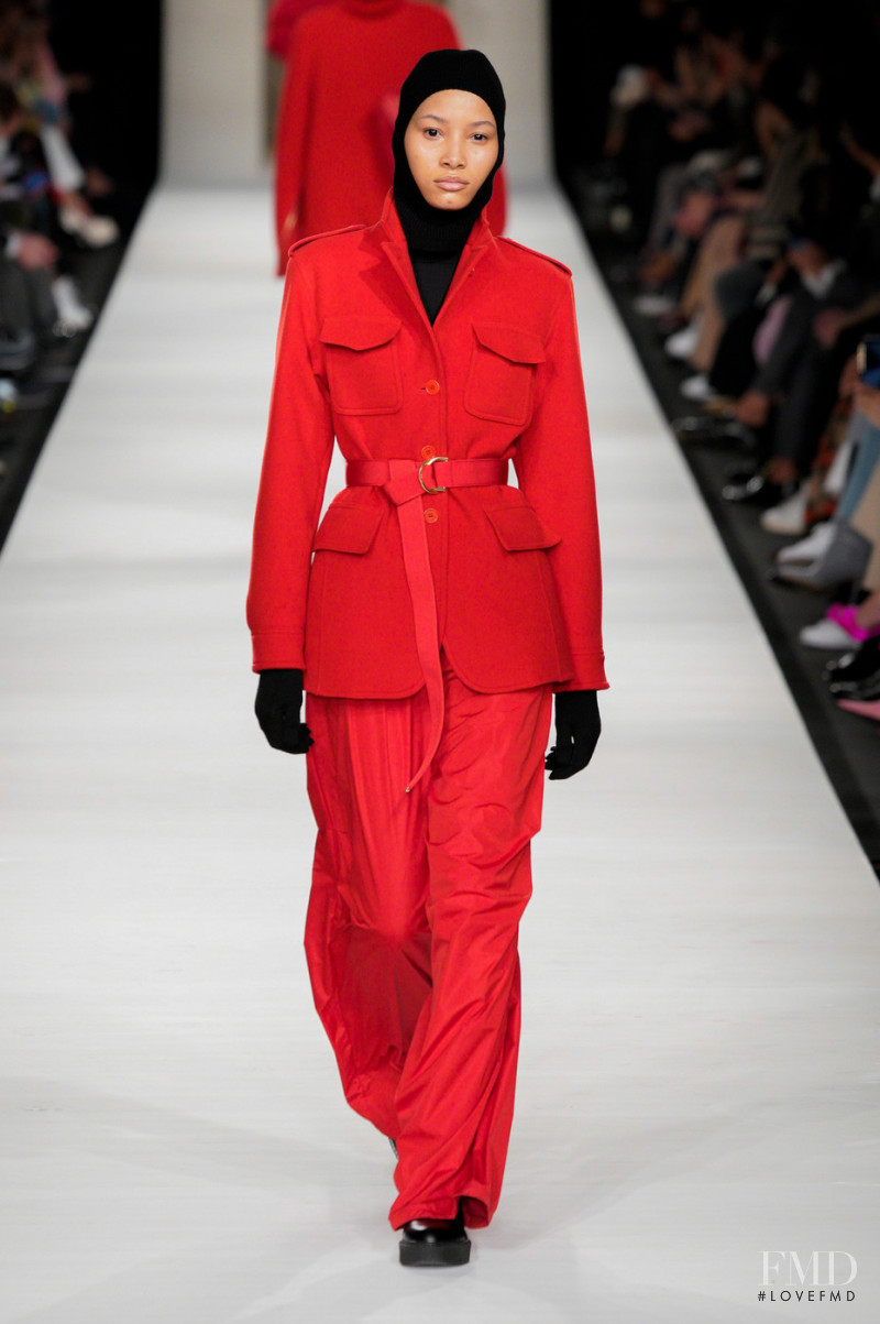 Lineisy Montero featured in  the Max Mara fashion show for Autumn/Winter 2022