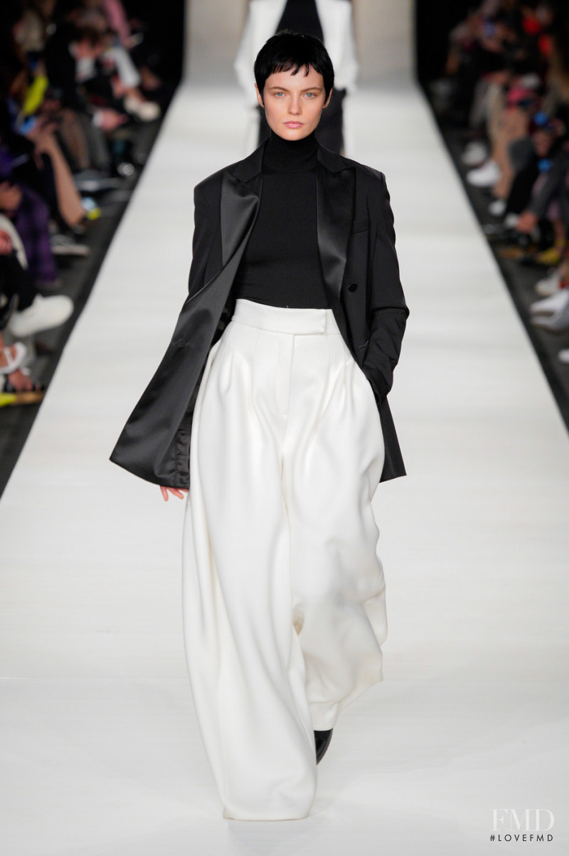 Fran Summers featured in  the Max Mara fashion show for Autumn/Winter 2022
