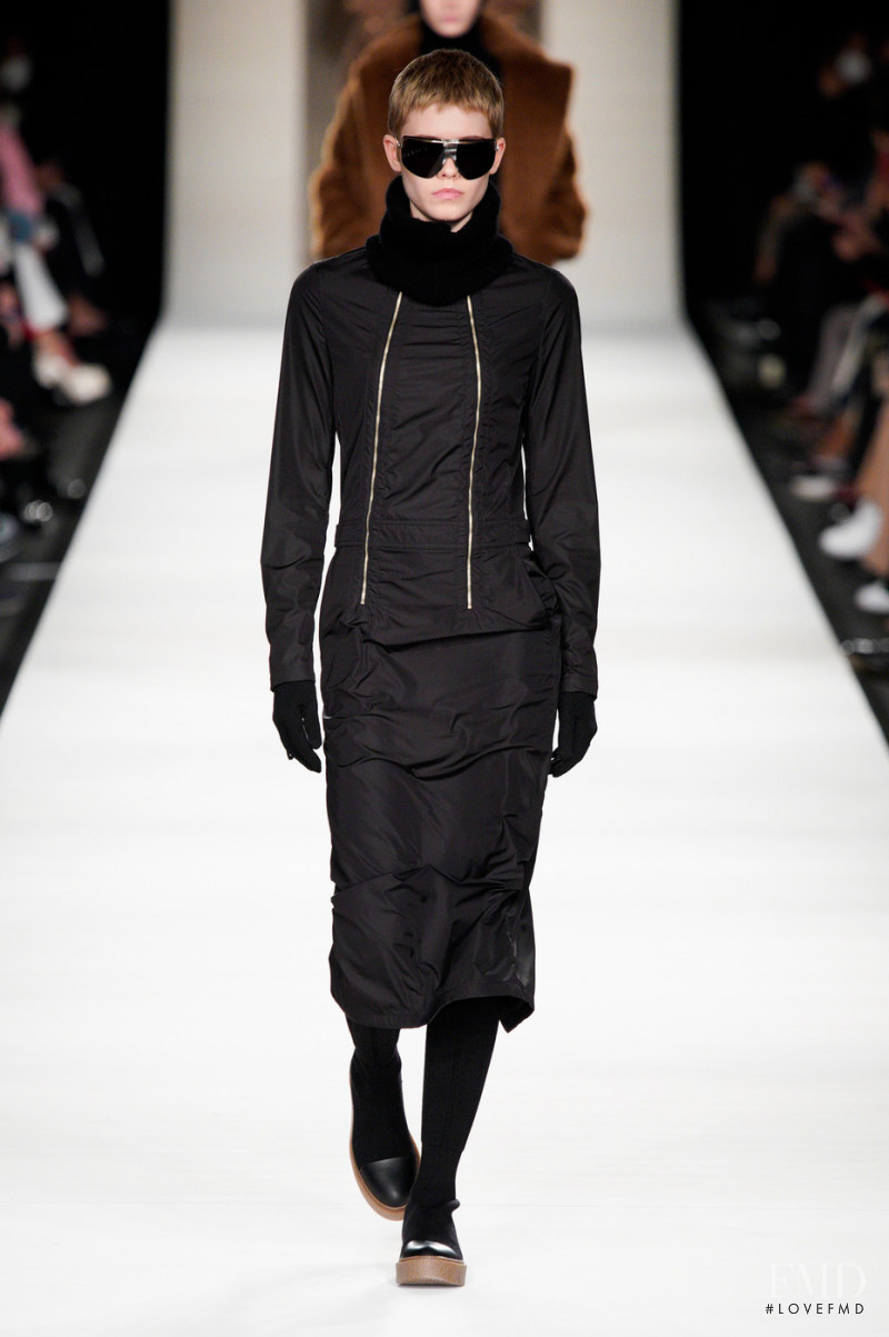 Maike Inga featured in  the Max Mara fashion show for Autumn/Winter 2022