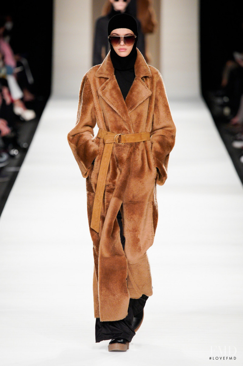 Margherita Tondelli featured in  the Max Mara fashion show for Autumn/Winter 2022