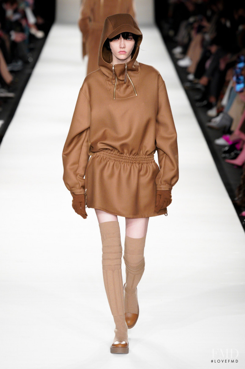 Sofia Steinberg featured in  the Max Mara fashion show for Autumn/Winter 2022