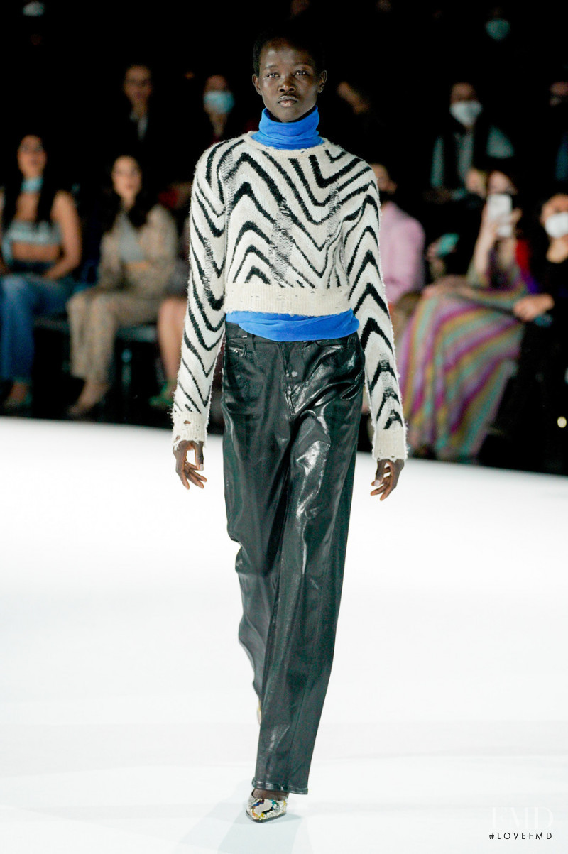 Anyiel Majok featured in  the Missoni fashion show for Autumn/Winter 2022