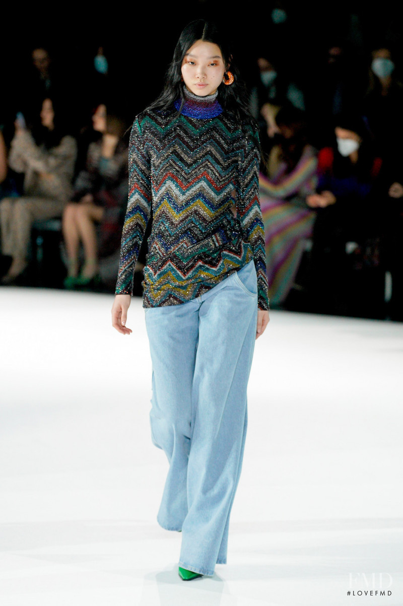 Yoon Young Bae featured in  the Missoni fashion show for Autumn/Winter 2022