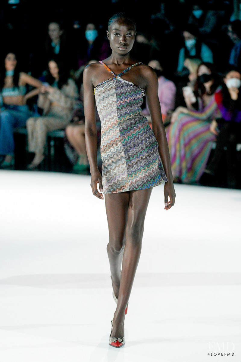 Nyagua Ruea featured in  the Missoni fashion show for Autumn/Winter 2022