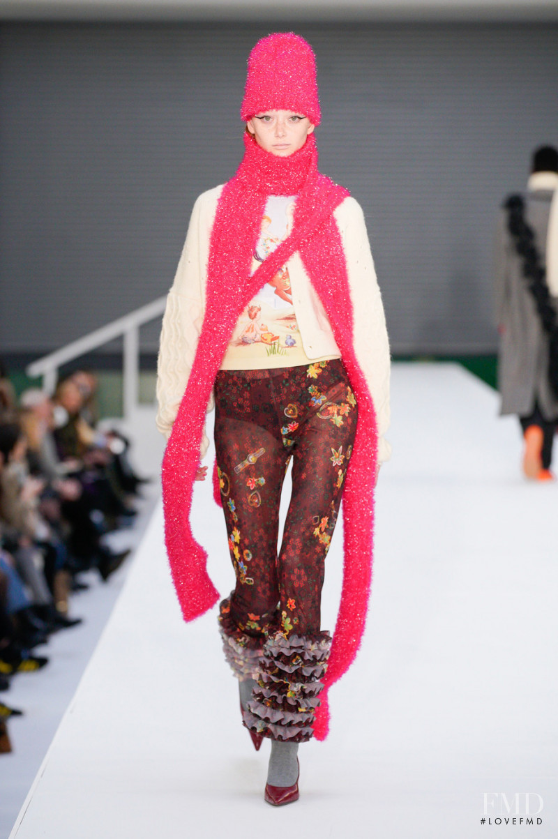 Sara Grace Wallerstedt featured in  the Molly Goddard fashion show for Autumn/Winter 2022