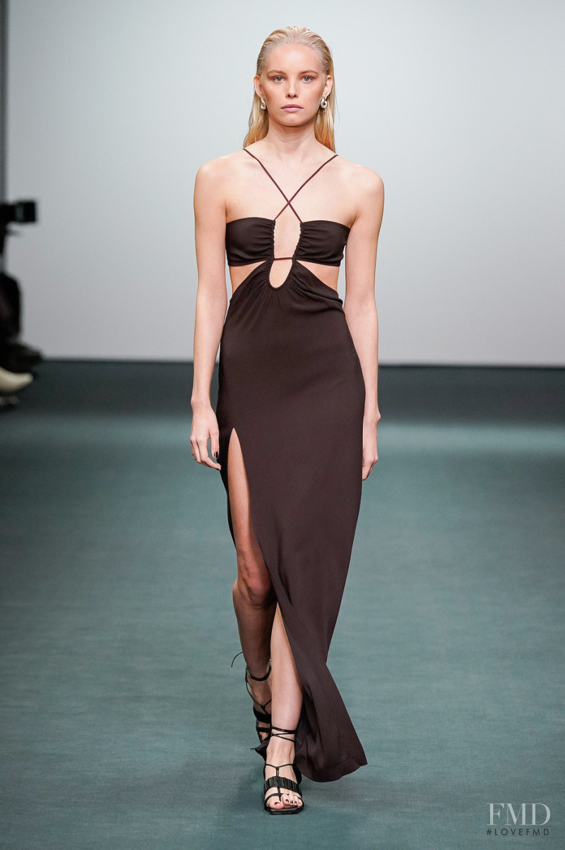 Tara Halliwell featured in  the Nensi Dojaka fashion show for Autumn/Winter 2022