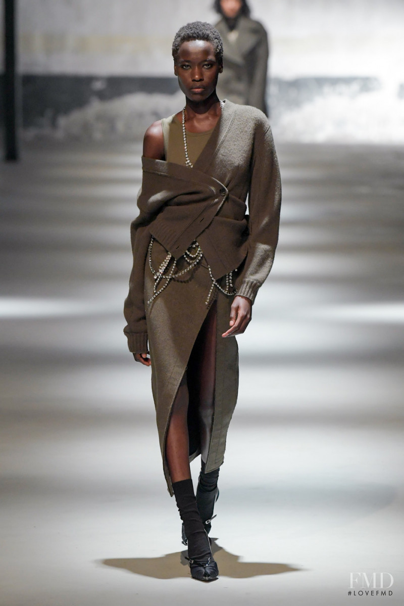 Awar Odhiang featured in  the N° 21 fashion show for Autumn/Winter 2022