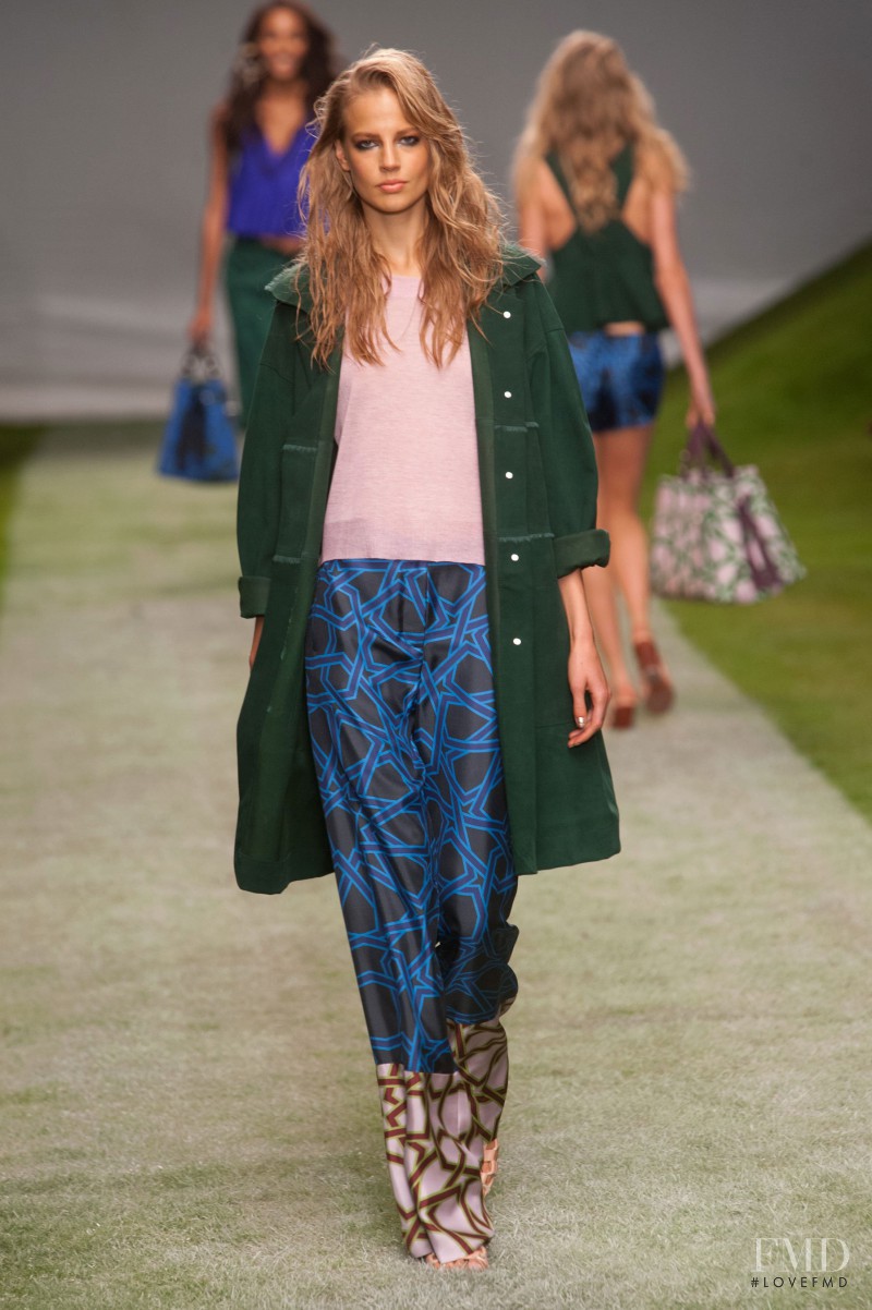 Elisabeth Erm featured in  the Topshop Unique fashion show for Spring/Summer 2014