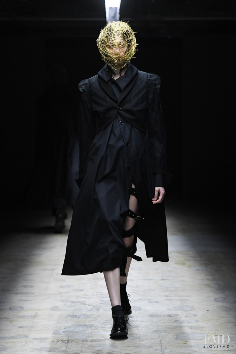 Noir Kei Ninomiya fashion show for Autumn/Winter 2022