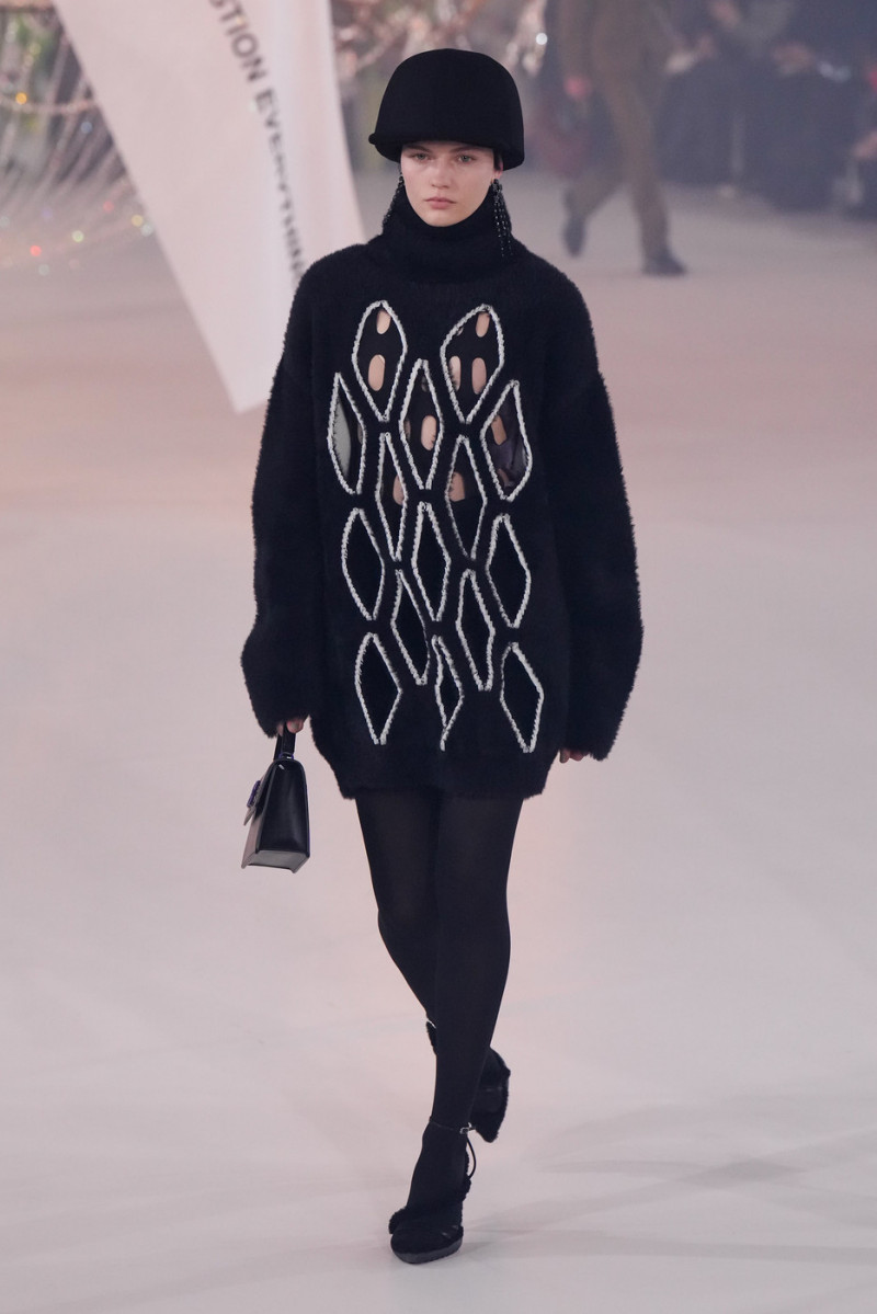 Fran Summers featured in  the Off-White fashion show for Autumn/Winter 2022