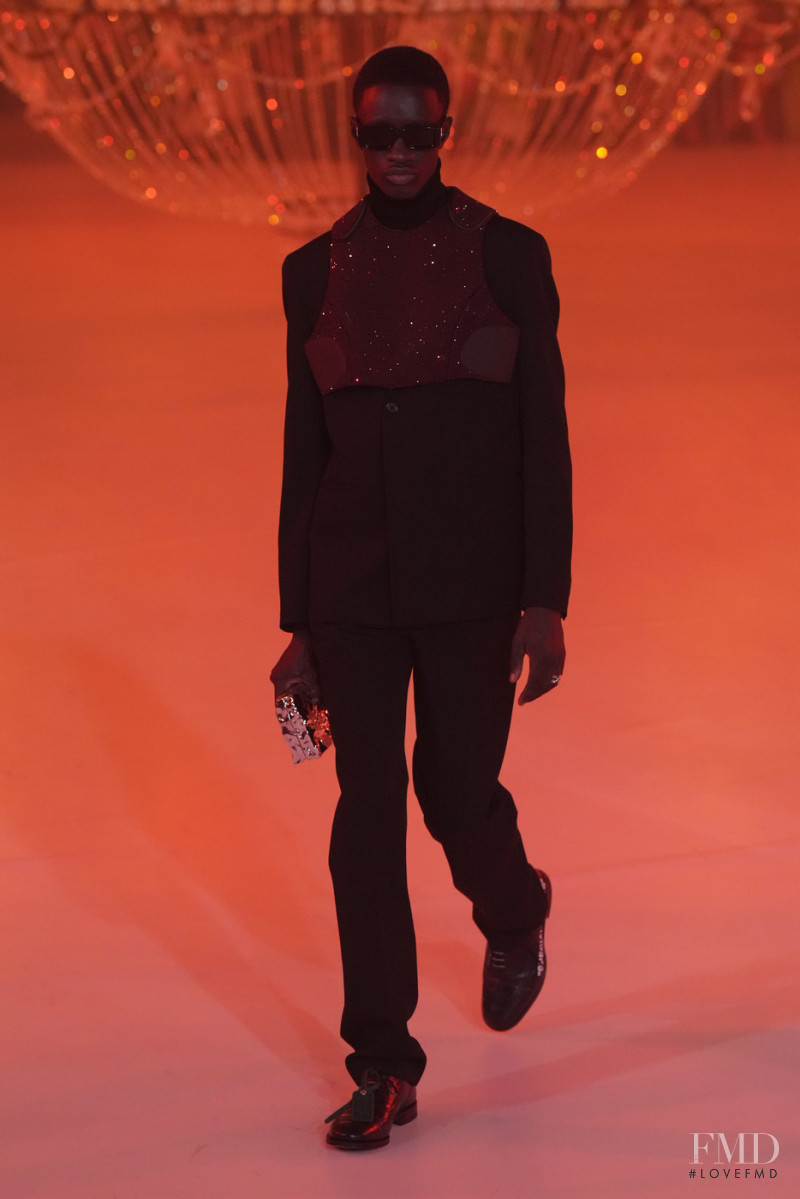 Mohamadou Diakhite featured in  the Off-White fashion show for Autumn/Winter 2022