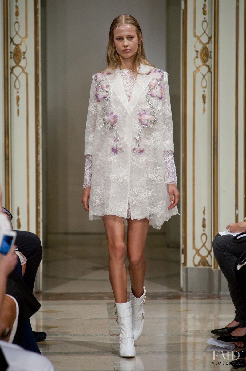 Elisabeth Erm featured in  the Francesco Scognamiglio fashion show for Spring/Summer 2014