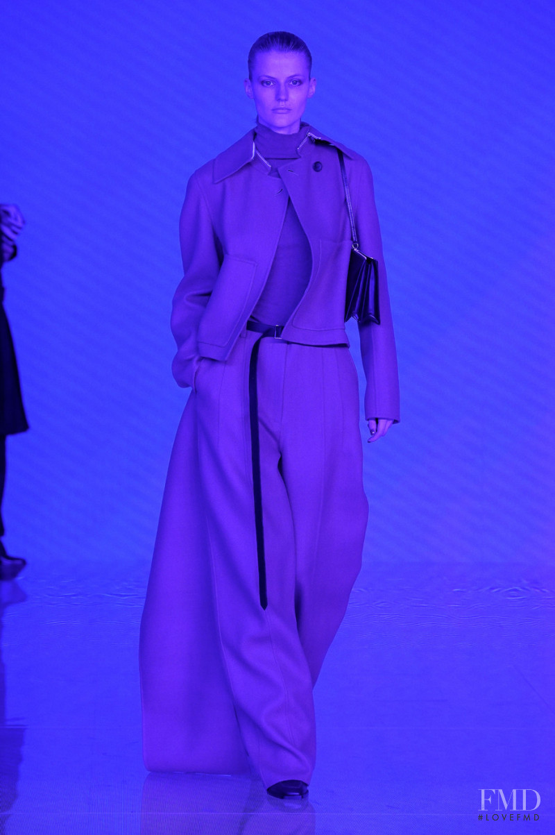 Ireen Tabolova featured in  the Peter Do fashion show for Autumn/Winter 2022