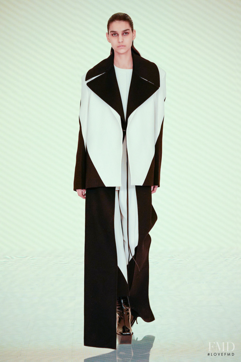 Eugenia Dubinova featured in  the Peter Do fashion show for Autumn/Winter 2022