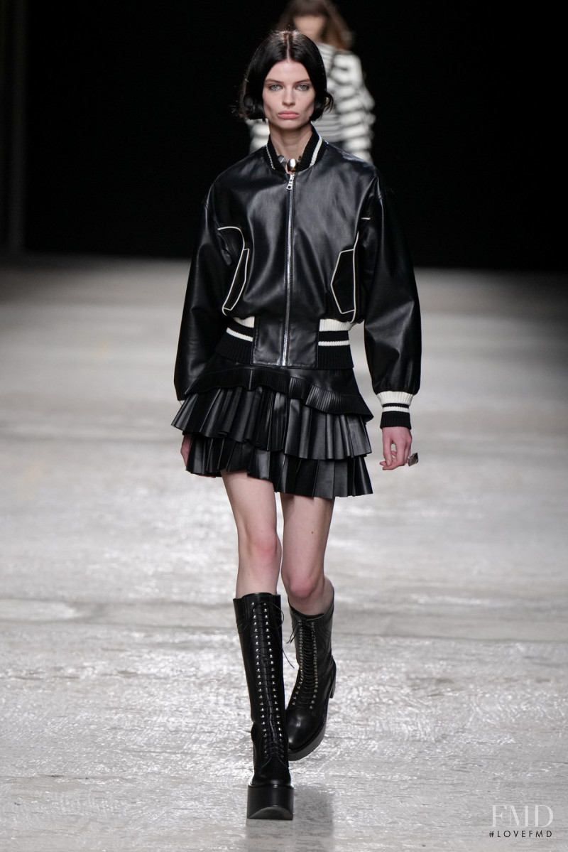 Mila van Eeten featured in  the Ports 1961 fashion show for Autumn/Winter 2022