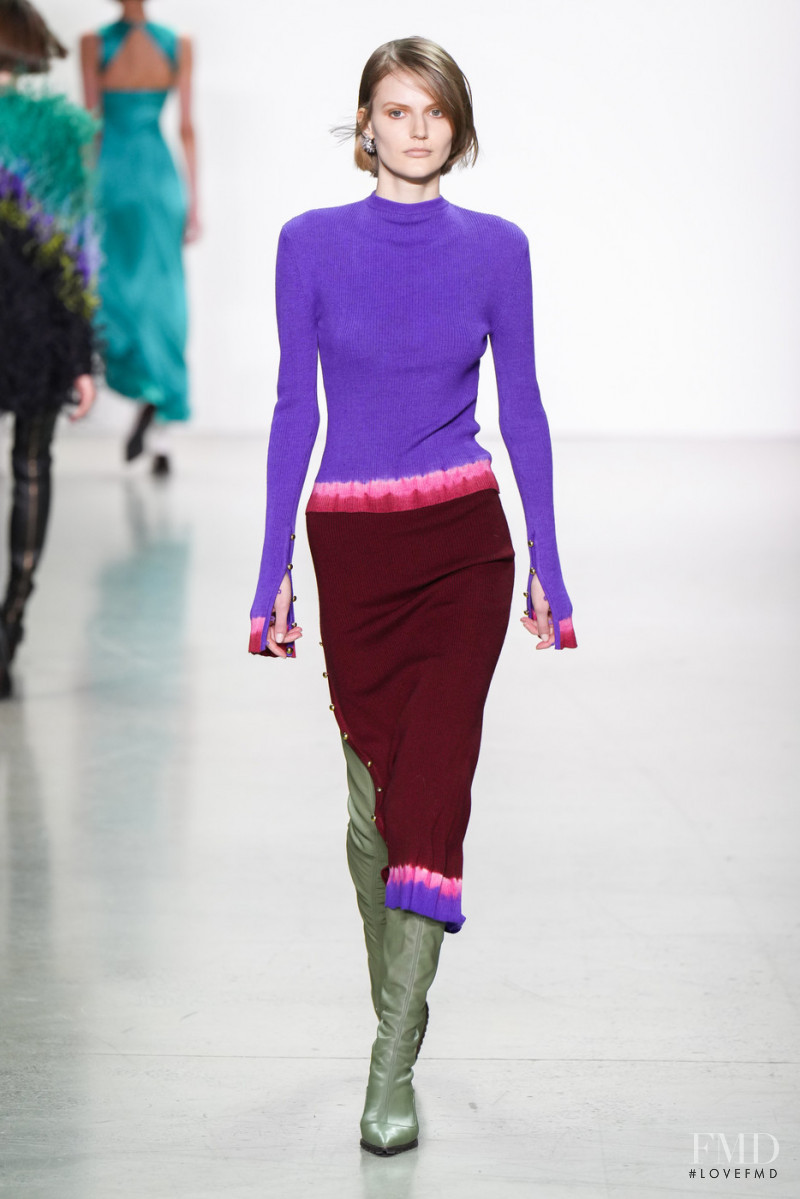 Ireen Tabolova featured in  the Prabal Gurung fashion show for Autumn/Winter 2022