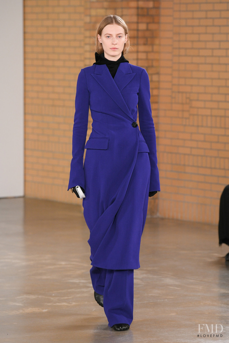 Julia Nobis featured in  the Proenza Schouler fashion show for Autumn/Winter 2022