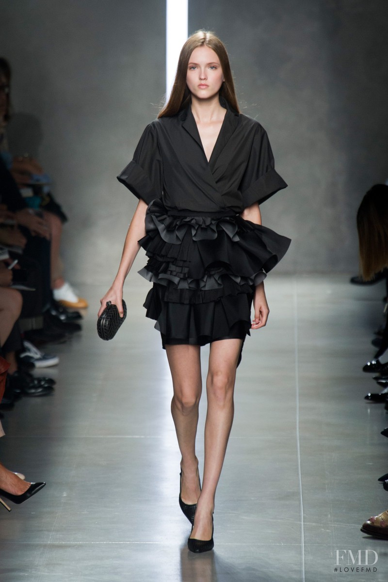 Jane Grybennikova featured in  the Bottega Veneta fashion show for Spring/Summer 2014
