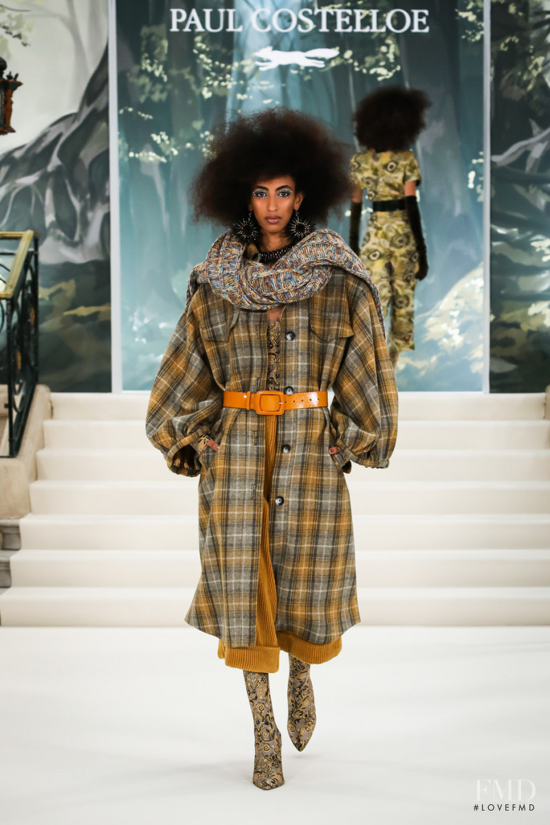 Paul Costelloe fashion show for Autumn/Winter 2022