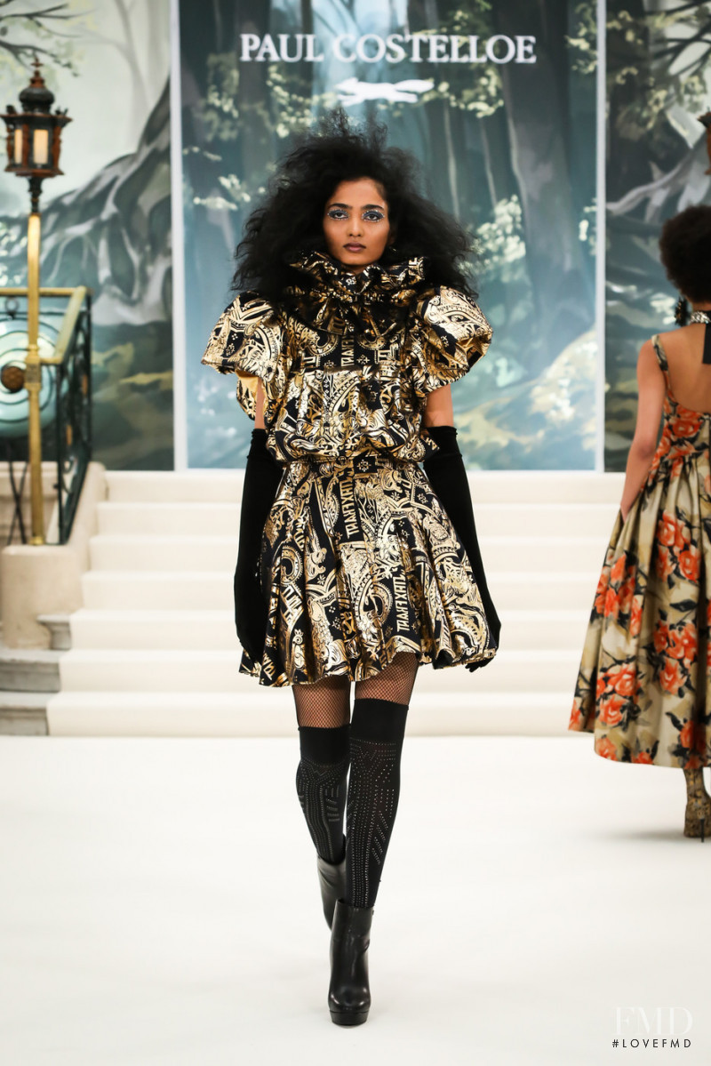 Paul Costelloe fashion show for Autumn/Winter 2022