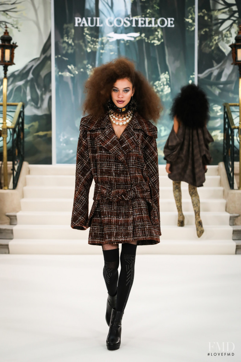 Paul Costelloe fashion show for Autumn/Winter 2022