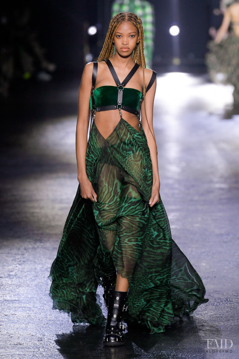 Jadore Benjamin featured in  the Roberto Cavalli fashion show for Autumn/Winter 2022