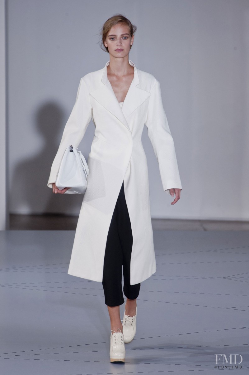 Ine Neefs featured in  the Jil Sander fashion show for Spring/Summer 2014