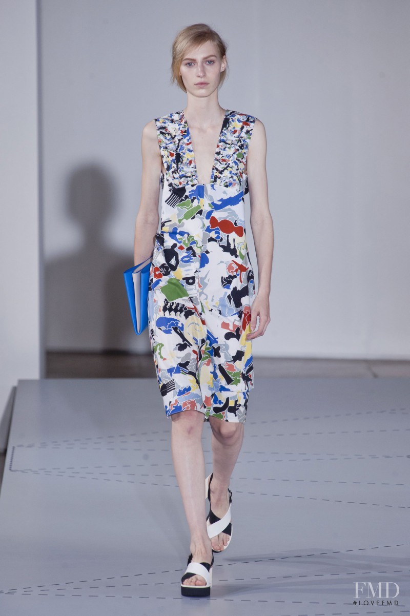 Julia Nobis featured in  the Jil Sander fashion show for Spring/Summer 2014