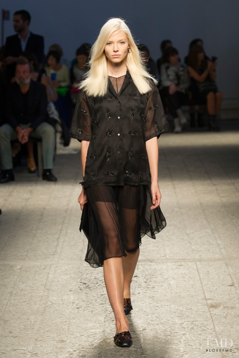 Sasha Luss featured in  the N° 21 fashion show for Spring/Summer 2014