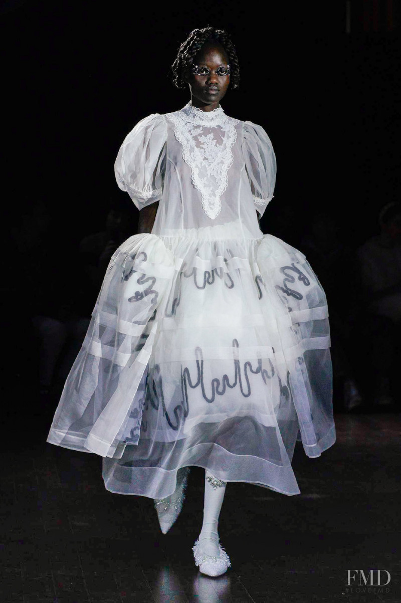 Simone Rocha fashion show for Autumn/Winter 2022