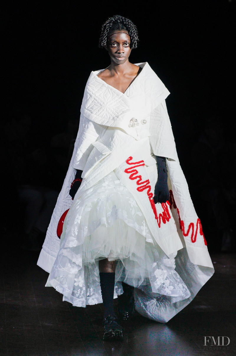 Simone Rocha fashion show for Autumn/Winter 2022