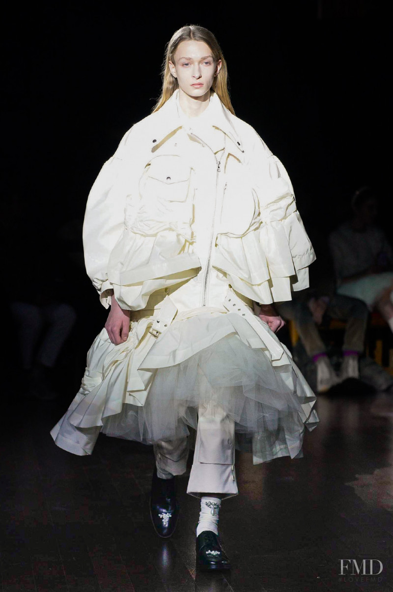 Simone Rocha fashion show for Autumn/Winter 2022