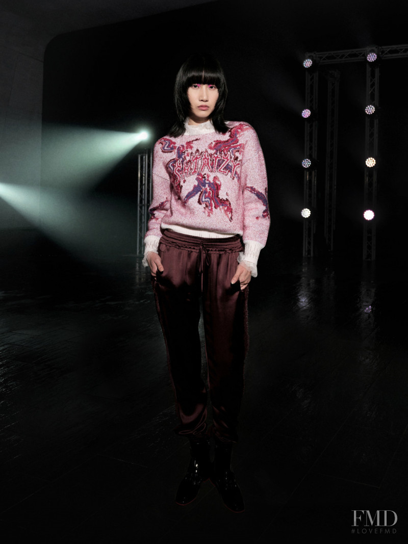 Shiatzy Chen fashion show for Autumn/Winter 2022