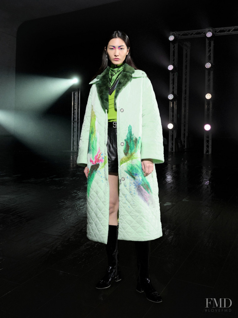 Shiatzy Chen fashion show for Autumn/Winter 2022